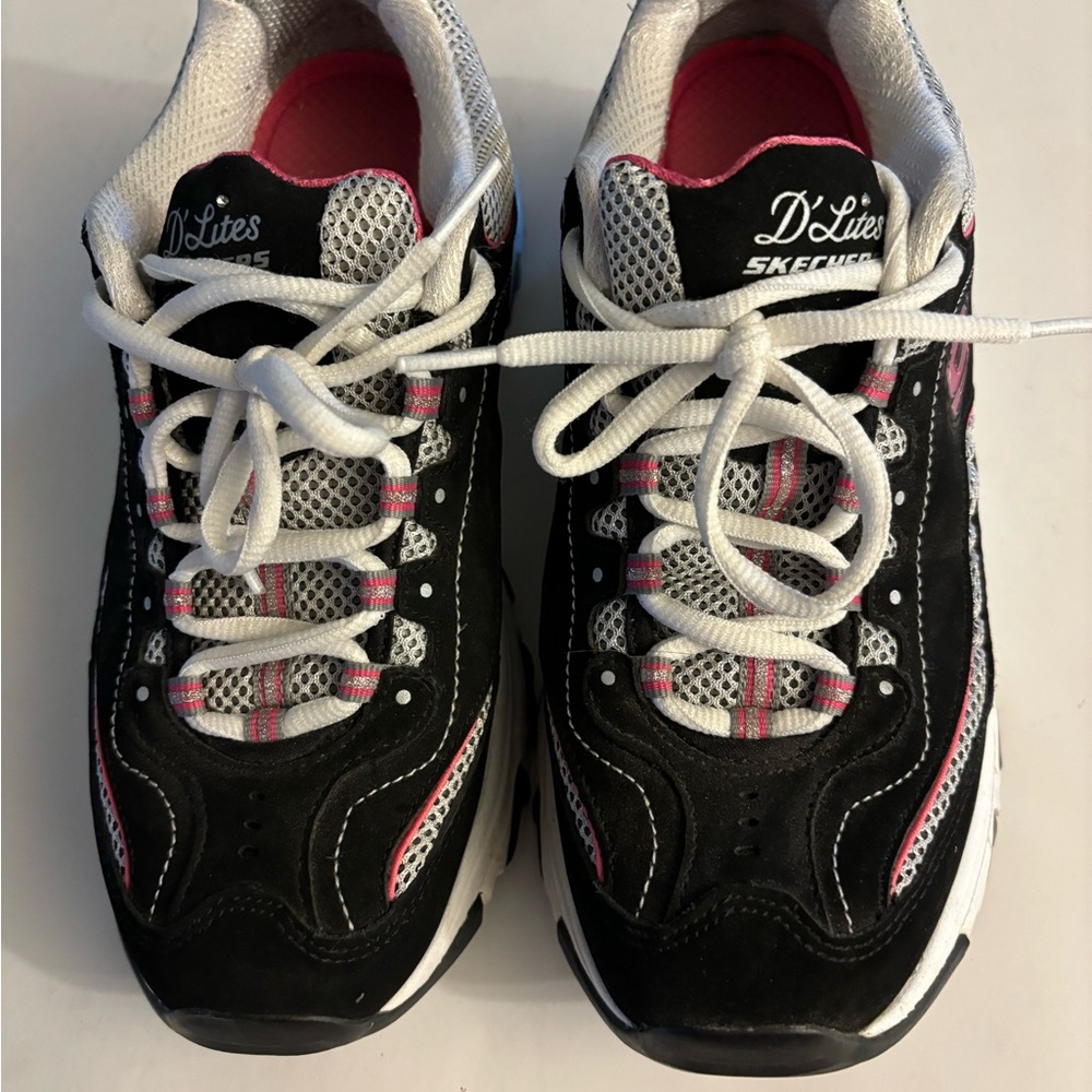 Skechers D'Lites Black and Pink Sneakers Size 8.5